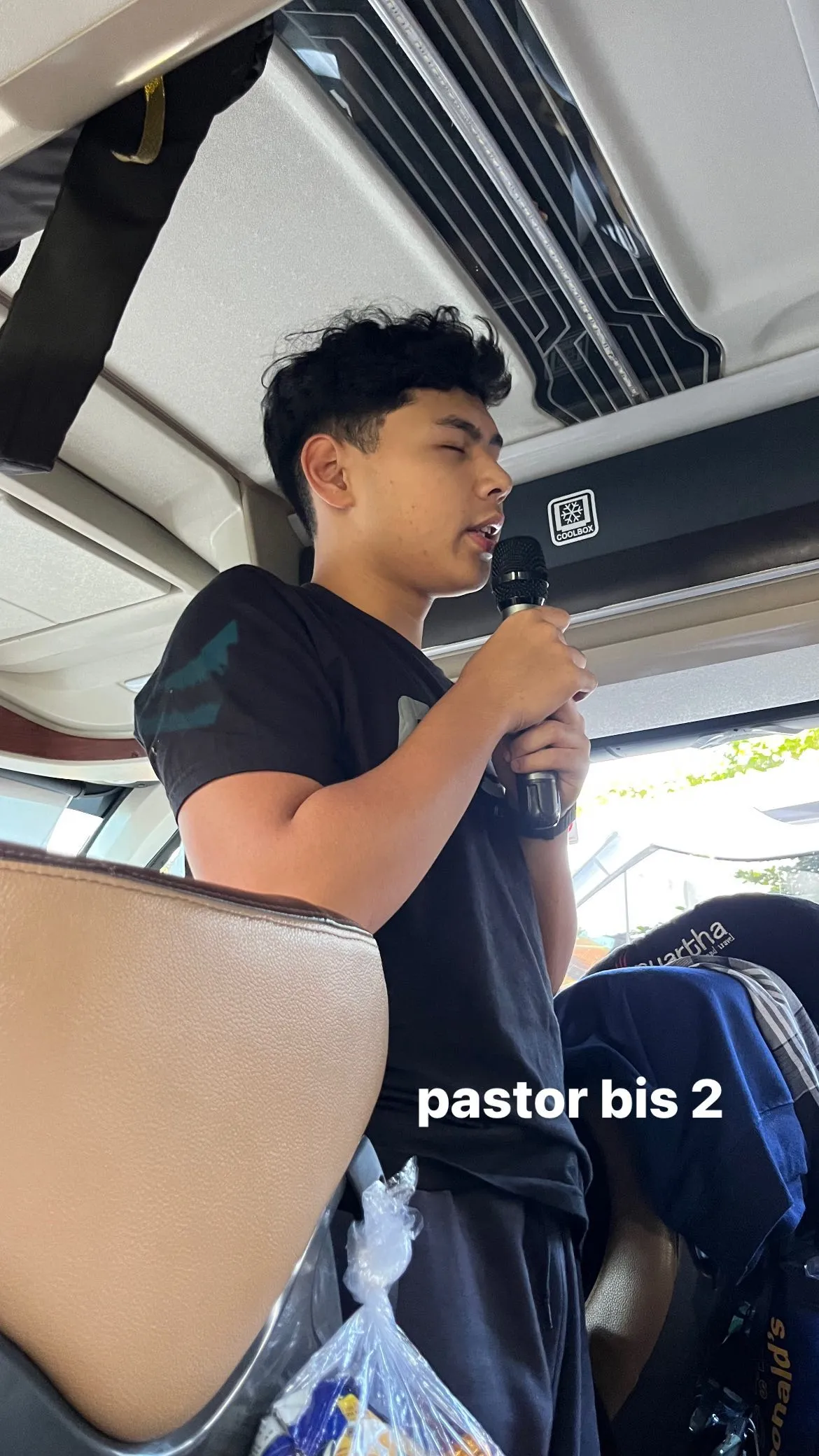 Pastor Bus 2